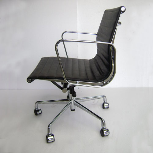 Eames Aluminum Office Chair