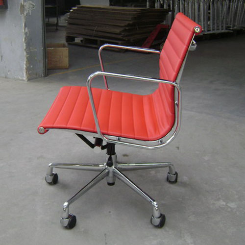 Eames Aluminum Office Chair